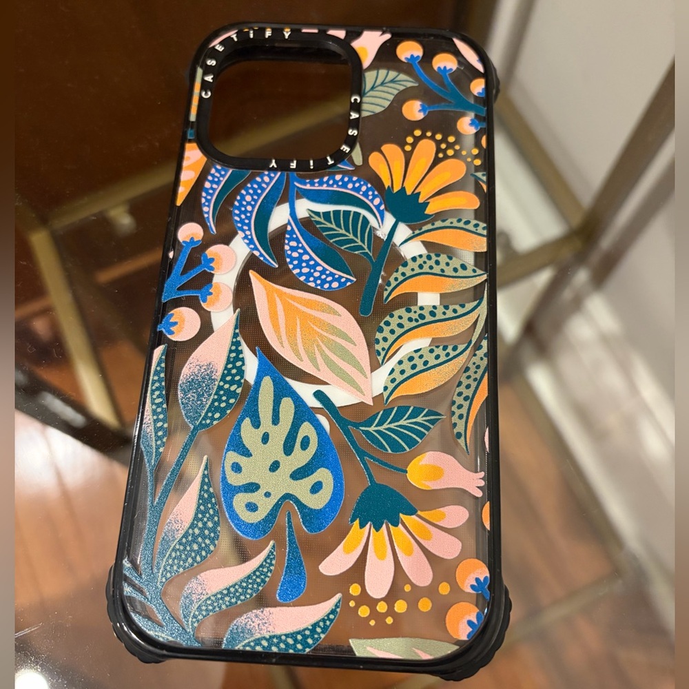Casetify Tropical Lux
Ultra Impact Case MagSafe Compatible